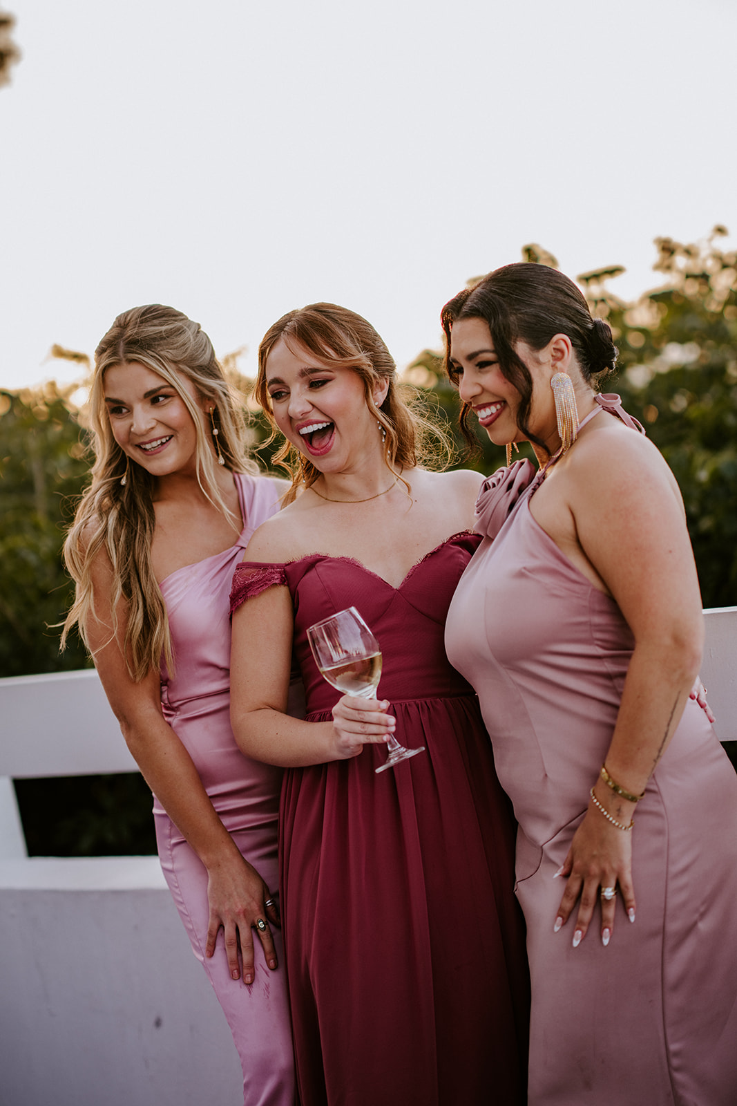 Guests enjoying the South Florida wedding cocktail hour outdoors